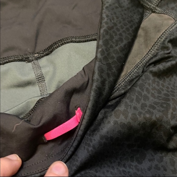 Lululemon Snake Pattern Yoga Pants - Picture 3 of 5